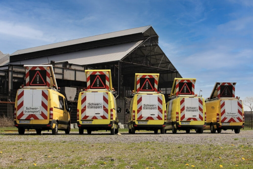 Schwertransport Begleitung